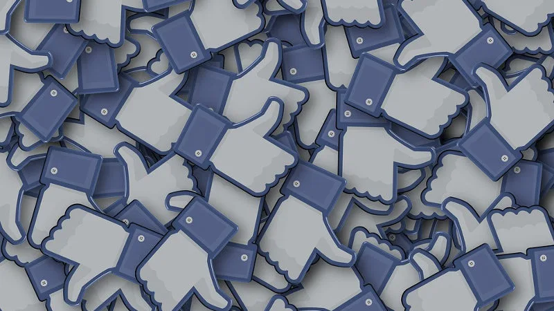 Facebook pozywa chińskie firmy za sprzedaż kont
