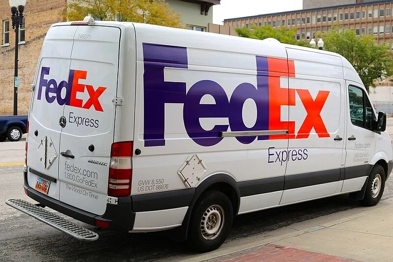 FedEx pozywa Stany Zjednoczone za zamieszanie wokół sankcji wymierzonych m.in. w Huawei