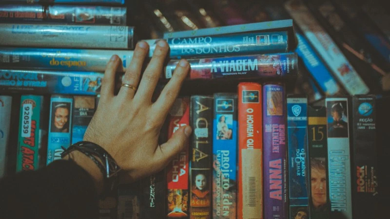 Potężna baza 20 698 kultowych nagrań z kaset VHS dostępna w sieci za darmo!