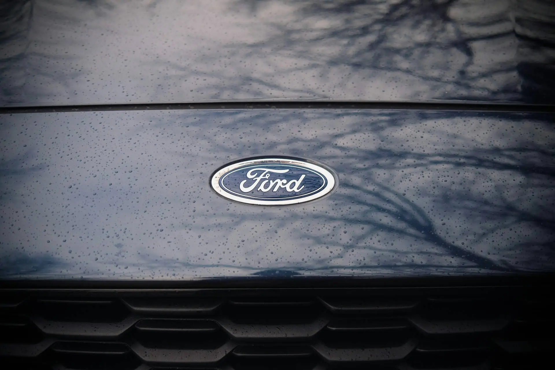 Ford wzywa tysiące aut do naprawy. Na liście kultowe modele i poważne wady