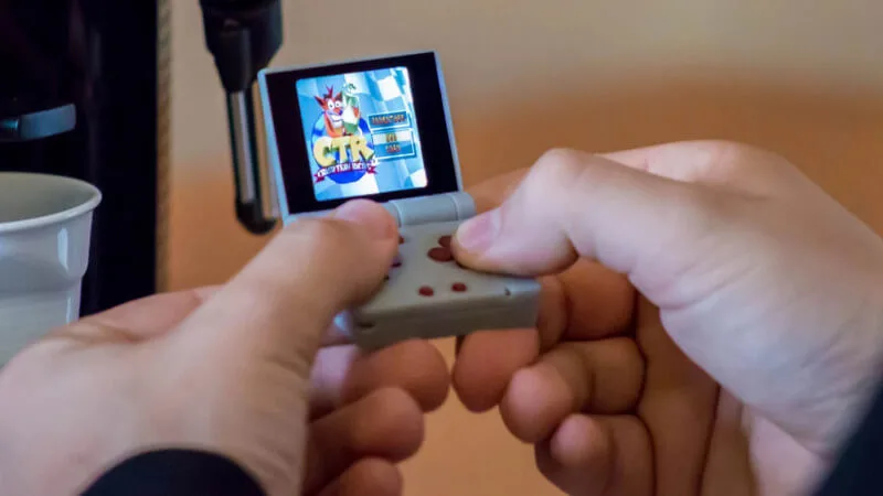 Minikonsola FunKey S: najmniejszy handheld o dużych możliwościach