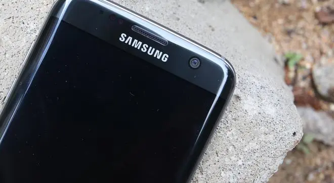 Samsung opracował baterię, którą naładujemy pięć razy szybciej