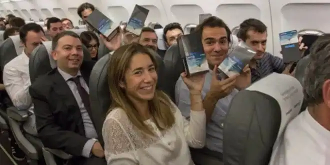 To się nazywa mieć szczęście! Każdy pasażer tego lotu otrzymał za darmo Galaxy Note 8