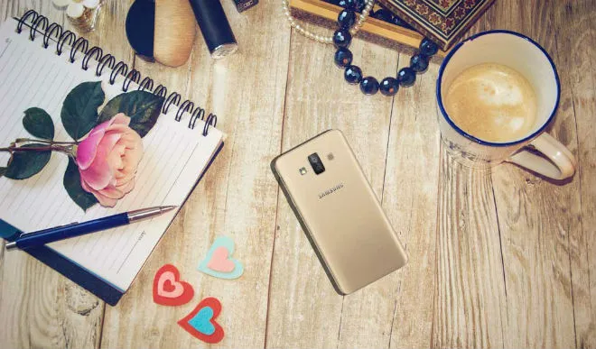 Samsung Galaxy J7 Duo oficjalnie. To coś dla fanów średniej półki