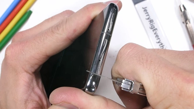 Samsung Galaxy S10 w teście wytrzymałości