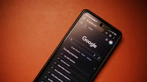 Google Discover clickbait AI
