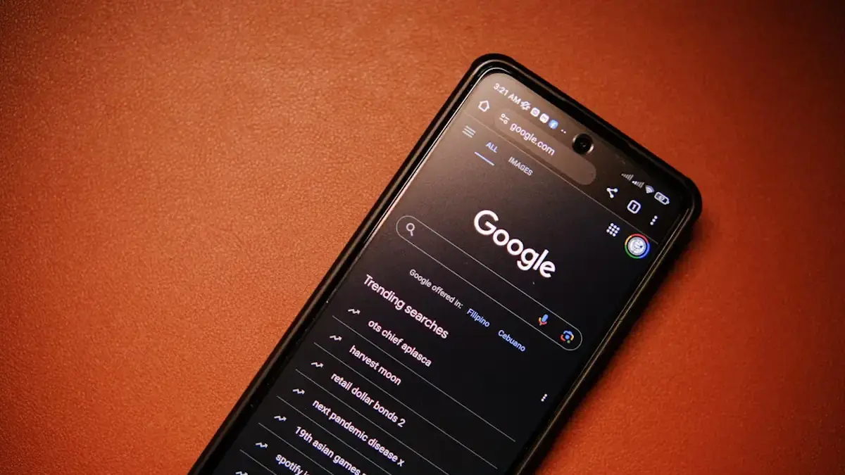 Fatalne tytuły AI w Discover. „To tylko eksperyment” – tłumaczy Google