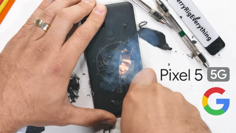 Google Pixel 5 w testach wytrzymałości. Poleciały iskry i dym [wideo]