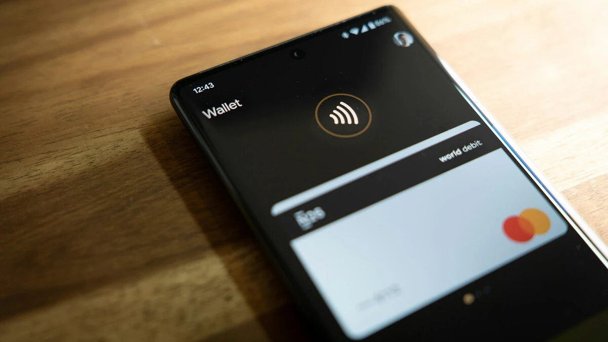 Płacenie telefonem będzie łatwiejsze. Google Pay zmienia kluczową funkcję