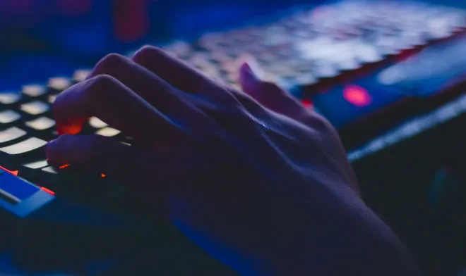 Gracze zanieczyszczają środowisko bardziej niż miliony samochodów