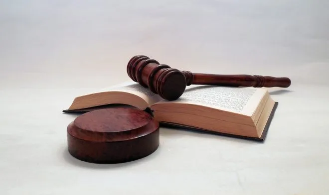 Mężczyzna pozwał LG. Smartfon wybuchł mu w kieszeni