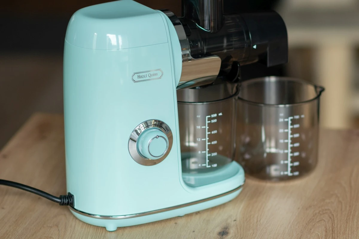 Hazel Quinn Slow Juicer