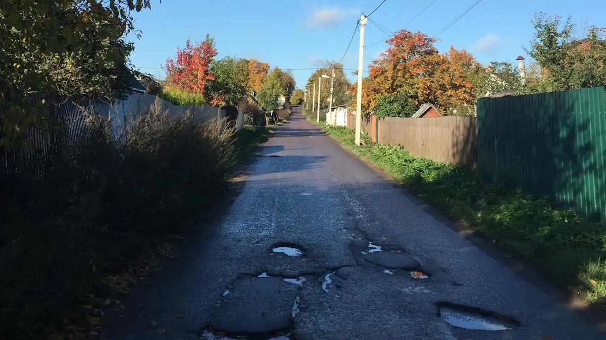 Co gdyby samochody raportowały dziury w jezdni? To nowy pomysł Hondy