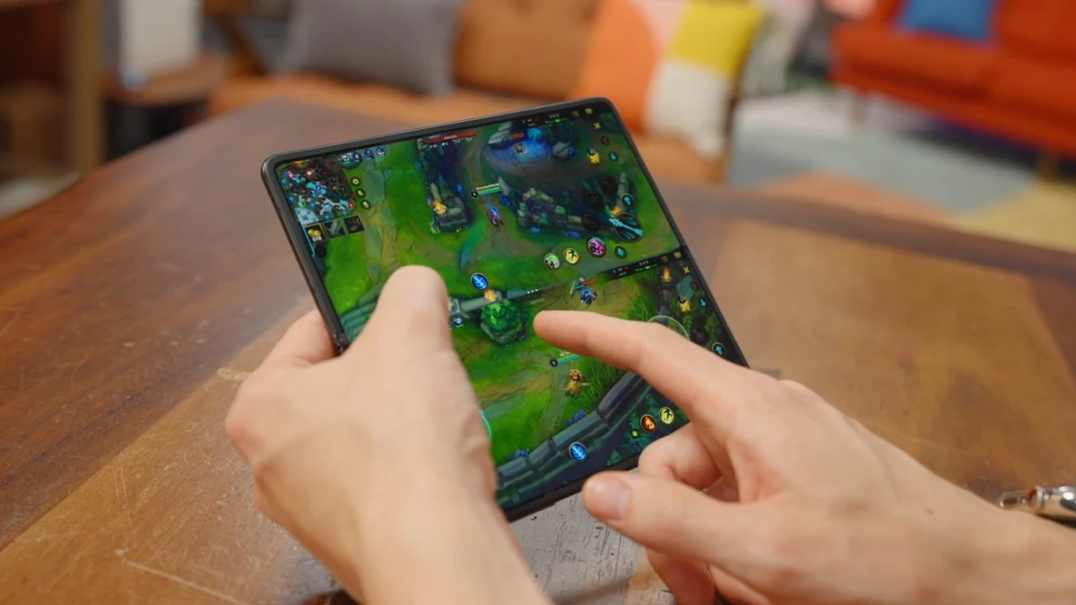 Na tym smartfonie zagrasz w dwie gry na raz. Pewnie go nie znasz