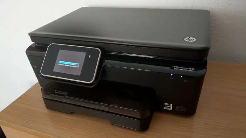 HP zaskakuje. Aktualizuje tak starą drukarkę, która ma sterowniki nawet do Windowsa XP