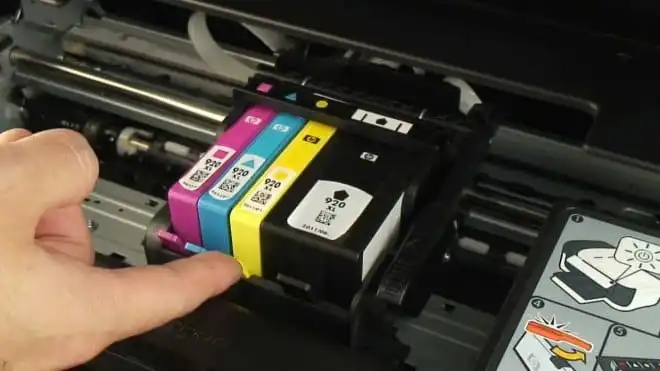 Koniec zamienników w drukarkach HP? Producent blokuje nieoryginalne tusze