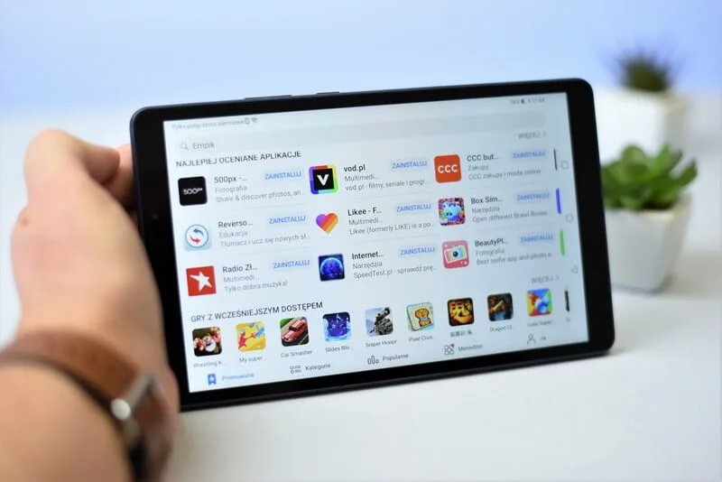 Tablety w odwrocie? Nie tym razem. W 2020 znacznie zwiększono sprzedaż