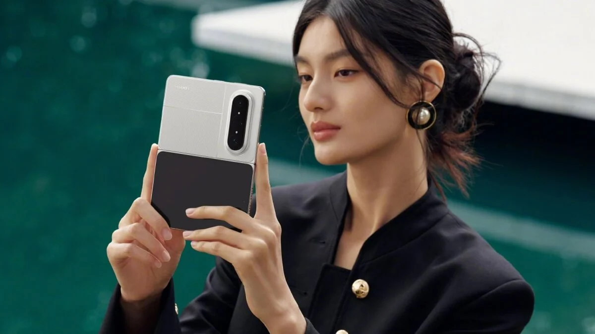 Wreszcie użyteczny ekran zewnętrzny. HUAWEI Pura X Max wyprzedza gigantów