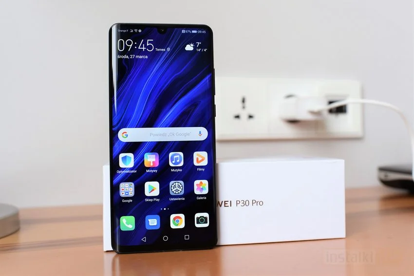 Oficjalnie: Android Q trafi na 17 smartfonów Huawei