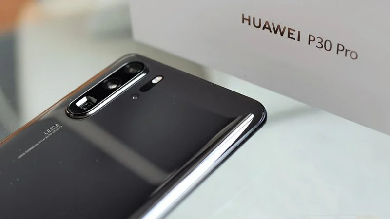 Firma kurierska odmówiła dostarczenia telefonu Huawei do Stanów Zjednoczonych