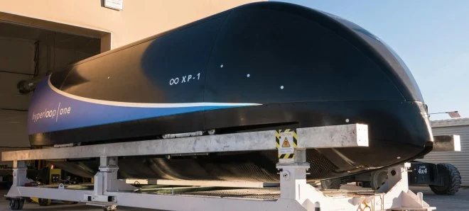 Hyperloop One przeprowadził pierwszą udaną jazdę testową swojej kolei