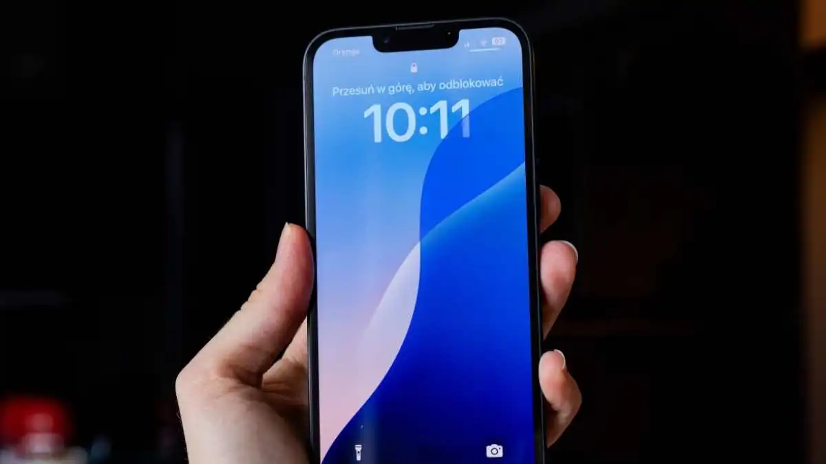 iPhone 16e w teście wytrzymałości. Jak sobie poradził?