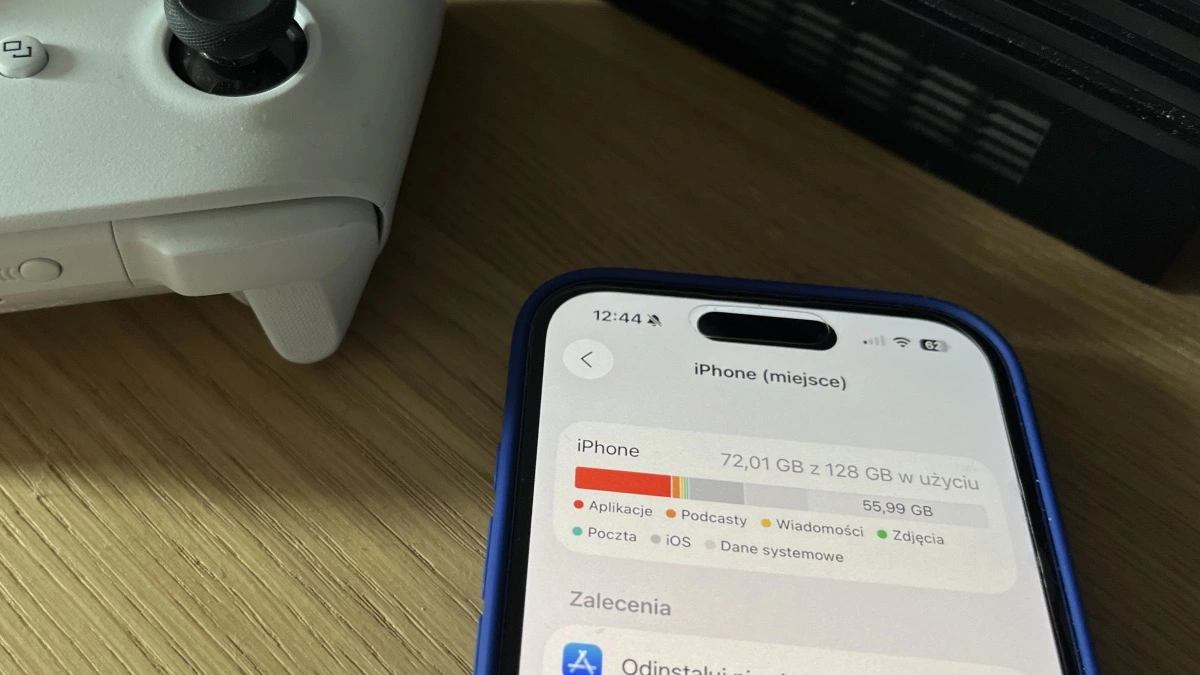 iPhone zaczął działać wolniej? Zrób to, by go przyspieszyć
