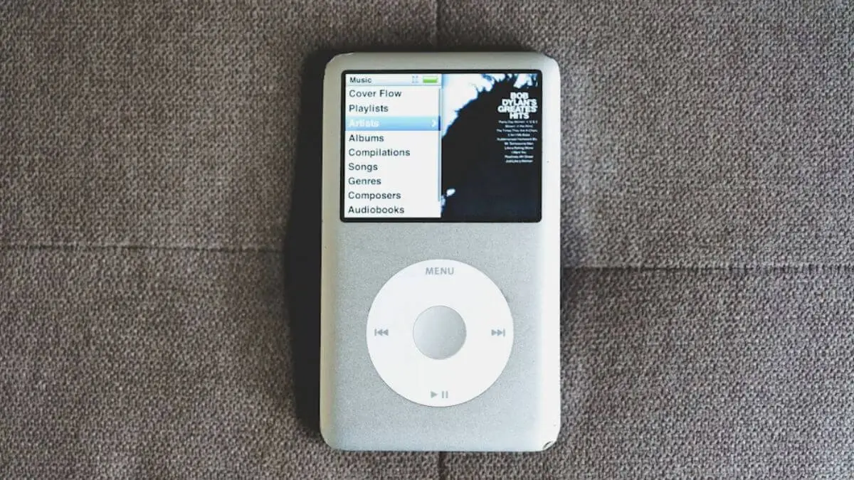 Ludzie oszaleli na punkcie iPodów. Apple powinno wznowić produkcję