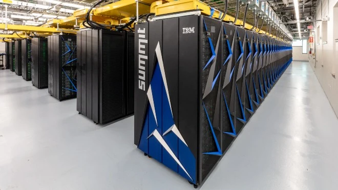Superkomputer od IBM rzuca rękawicę koronawirusowi