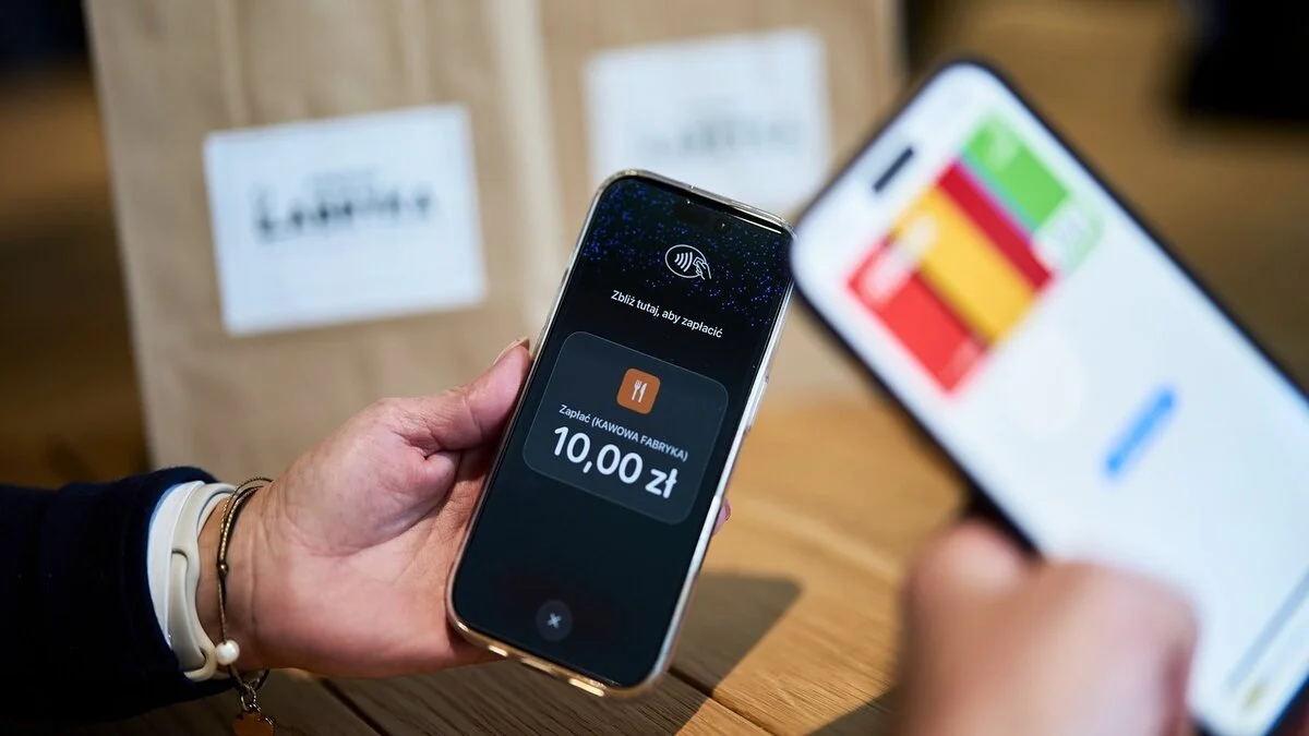 Przedsiębiorcy będą zachwyceni. mBank zamienia smartfon w terminal płatniczy