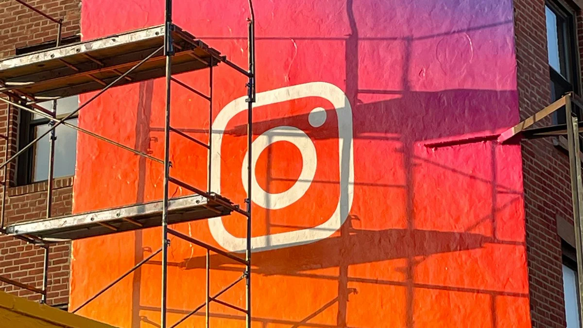 Instagram i WhatsApp z własnym chatbotem. Nowość na siłę?