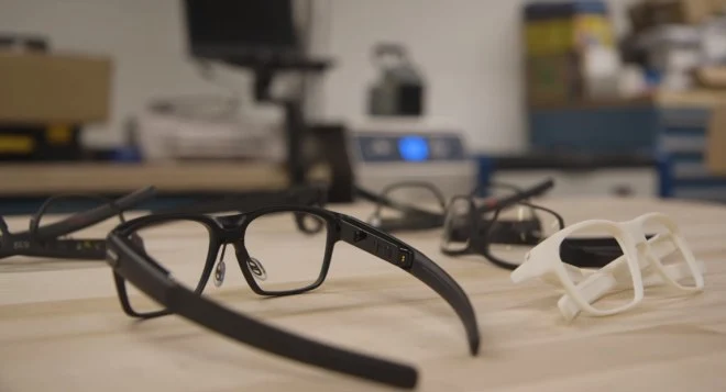 Intel pracuje nad inteligentnymi okularami, które nie rzucają się w oczy