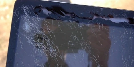 Zobacz test wytrzymałości nowych iPadów