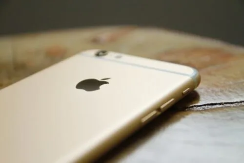 Policja w USA wydrukowała palec zmarłego by zdobyć dostęp do jego iPhone