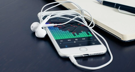 Cyfrowa sprzedaż muzyki po raz pierwszy wyprzedza sprzedaż płyt CD