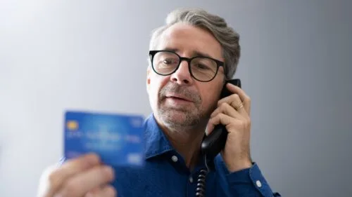 jak nie dać się oszukać przez telefon oszustwo