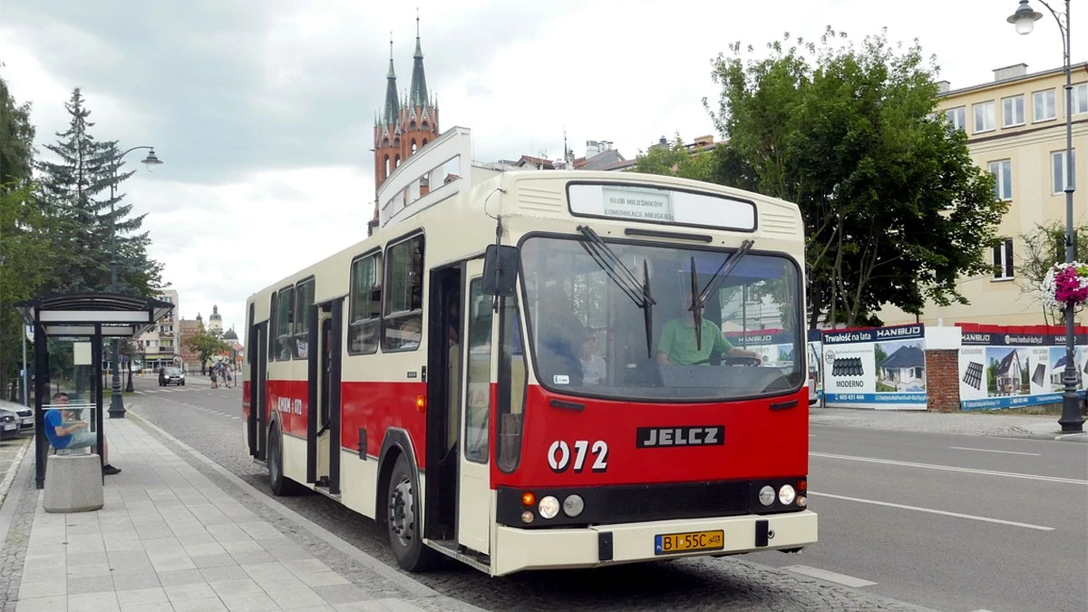 Gamingowy retrobus podbije Białystok. Atrakcji nie zabraknie
