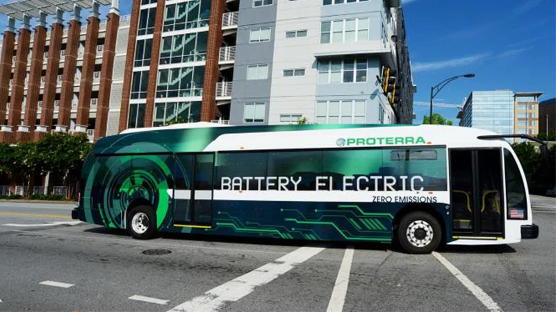 Elektryczne autobusy przyszłością komunikacji miejskiej? Tak sądzą władze stanu Kalifornia