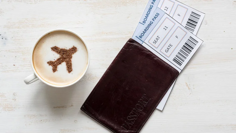 Publikowanie zdjęcia karty pokładowej na Facebooku to fatalny pomysł, przekonała się o tym Kinga Rusin