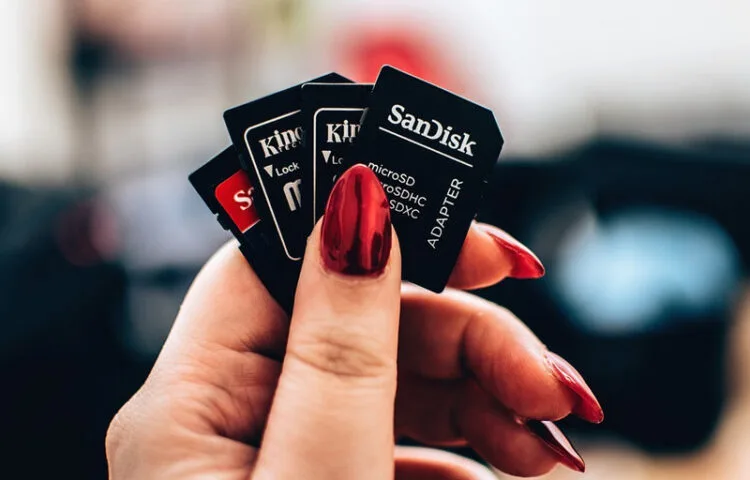 Nadchodzi nowy standard kart pamięci. nanoSD wkrótce trafi do smartfonów ale nie jest to dobra wiadomość