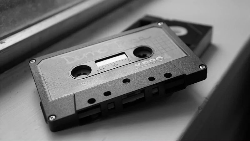 Ludzie zaczęli masowo wracać do słuchania muzyki z kaset magnetofonowych. Dlaczego?