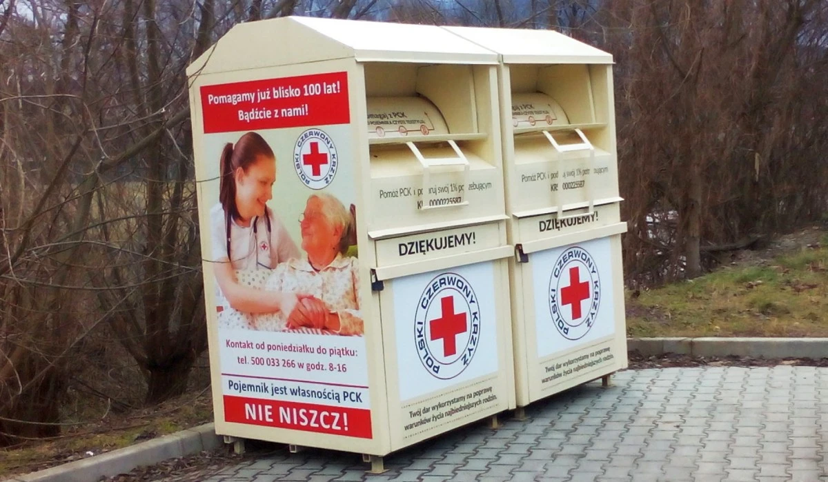 Kontenery PCK znikną z Polski. Winne prawo i ludzkie lenistwo