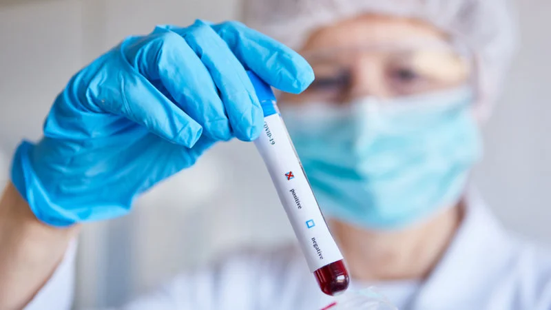 W jednym z polskich centrów handlowych można zrobić test na COVID-19