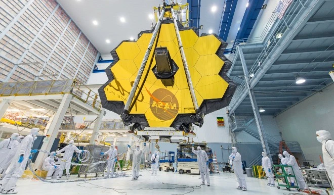 Kosmiczny Teleskop Jamesa Webba już niemalże gotowy do startu