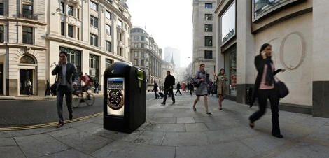 Londyńskie kosze na śmieci zbierają nie tylko odpadki, ale także dane o przechodniach