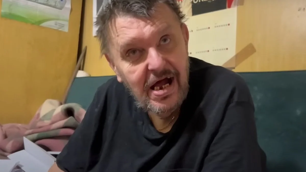 Krzysztof Kononowicz znika z sieci. Koniec uniwersum Szkolna 17