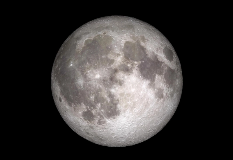 Dlaczego dwie strony Księżyca tak bardzo się różnią?