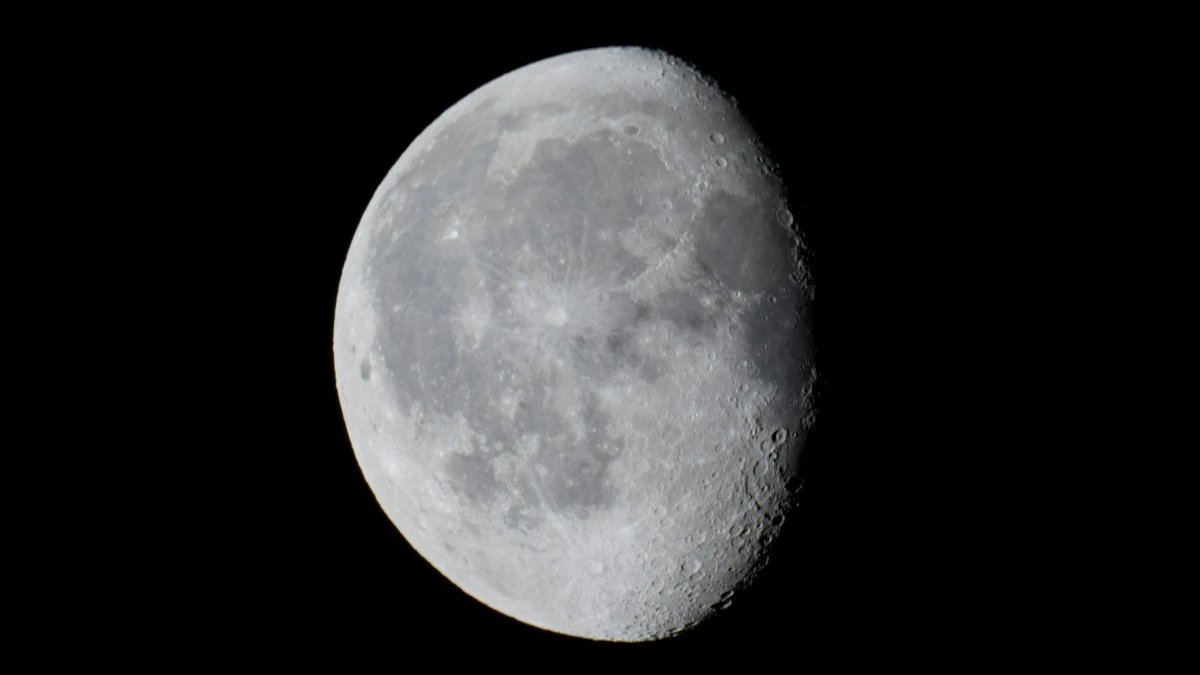 Centrum danych w kosmosie? Pierwsze wkrótce trafi na Księżyc