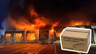 Samozapłon baterii do hulajnóg elektrycznych przyczyną gigantycznego pożaru w Tarnowie Podgórnym