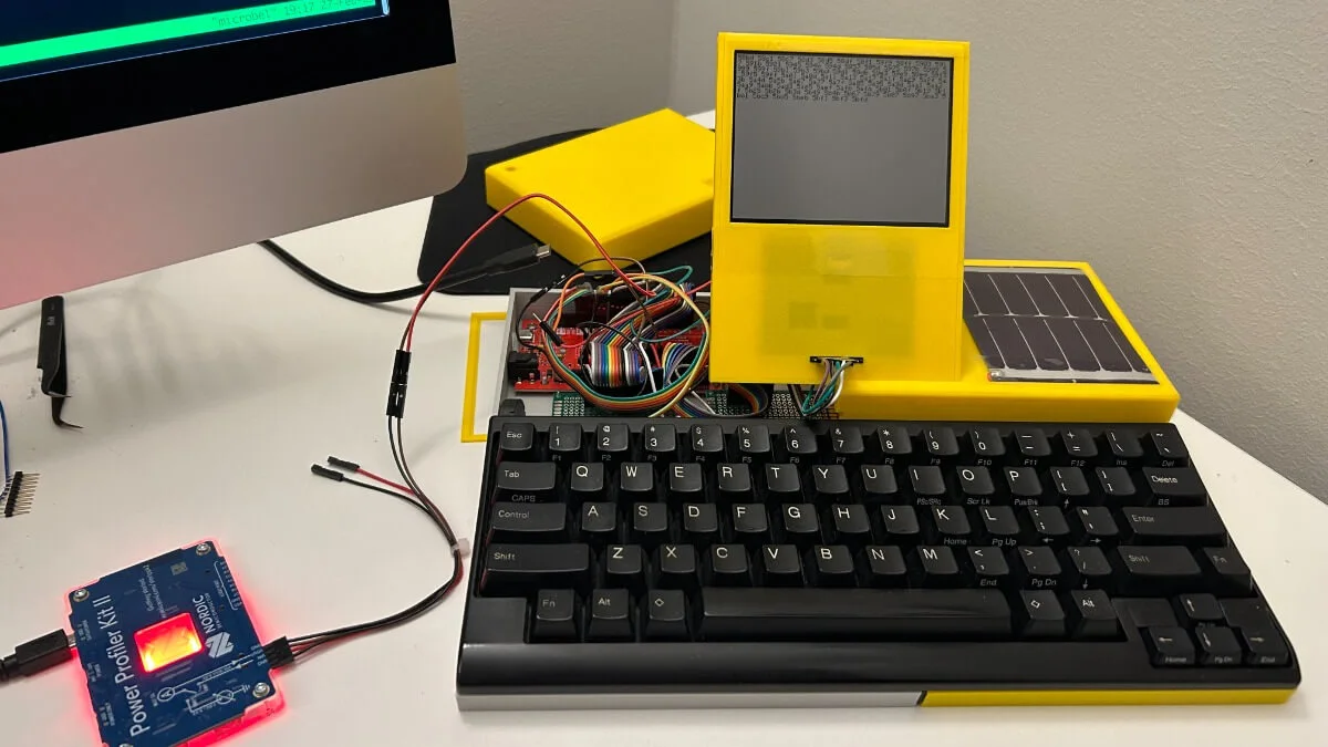 Ten laptop wytrzyma 2 lata na baterii. Spełnienie marzeń wielu użytkowników